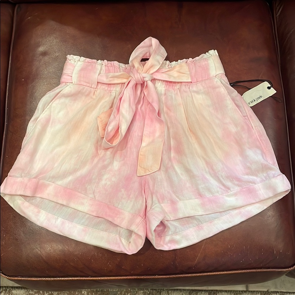 Sneak Peek High Waist Pink and White Tie Dye Women's Shorts Small NWT